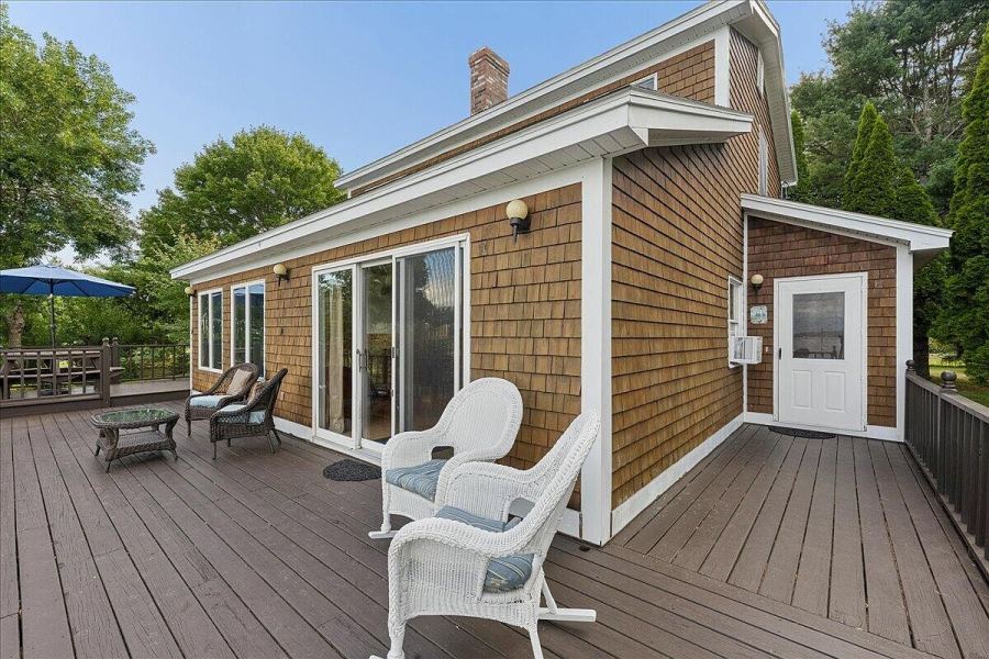 Property listing photograph